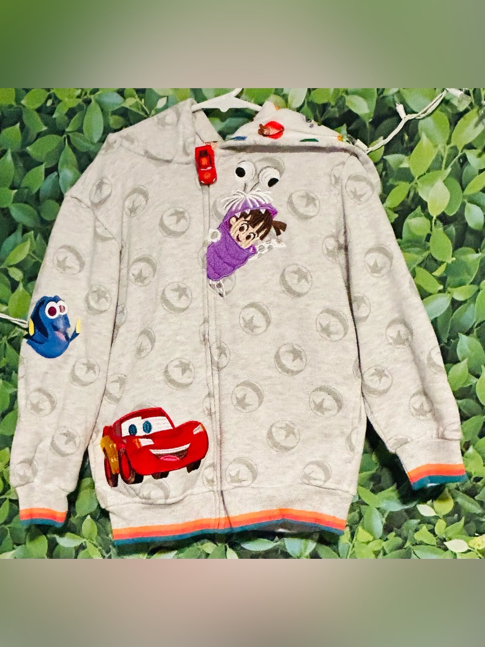 Disney Pixar 100 Jacket Hoodie Cars, Up, Dory, Toy Story size 7 ( see note)